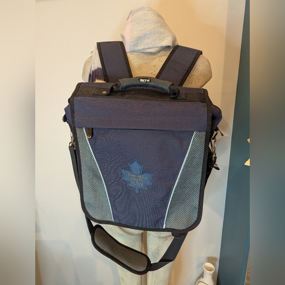 NHL Toronto Maple Leaf convertible backpack Messenger Bag - Picture 7 of 14